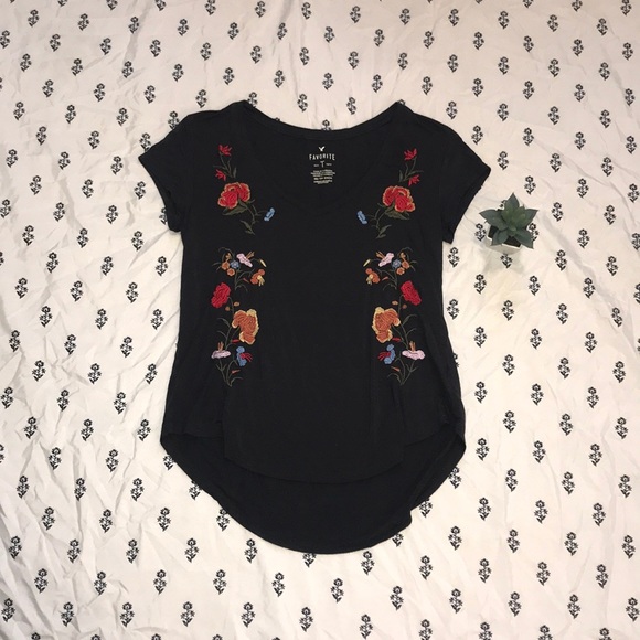 American Eagle embroidered T-Shirt - Picture 1 of 1